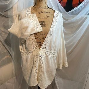 Women’s XXL ivory cover up 🏖